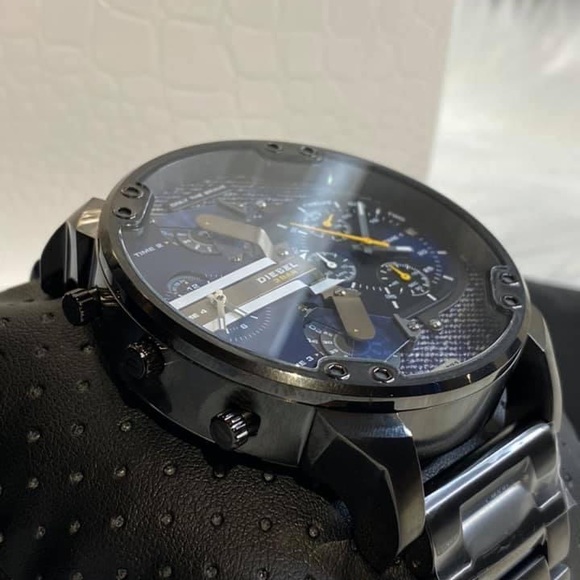 DZ7331 - Diesel Men’s Mr. Daddy 2.0 Gunmetal Tone Watch - Picture 7 of 10